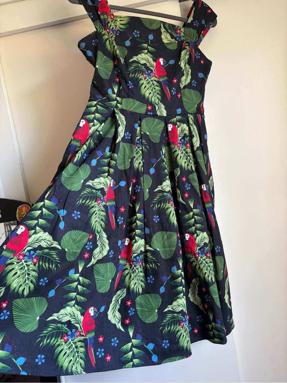 Collectif Black Dress Tropical Print Parrots UK 10 US Small Matching tote & belt - Picture 9 of 16